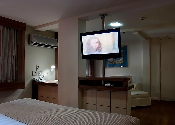 Master - Av Carlos Gomes, Próximo Ao Consulado Americano Hotel Porto Alegre