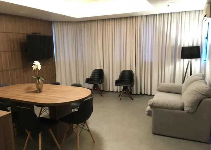 Hotel Master - Av Carlos Gomes, Próximo Ao Consulado Americano 4*