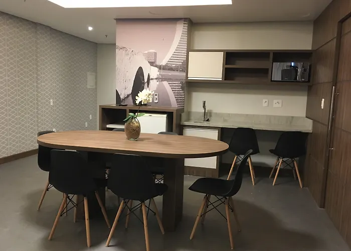 Hotel Master - Av Carlos Gomes, Próximo Ao Consulado Americano Porto Alegre