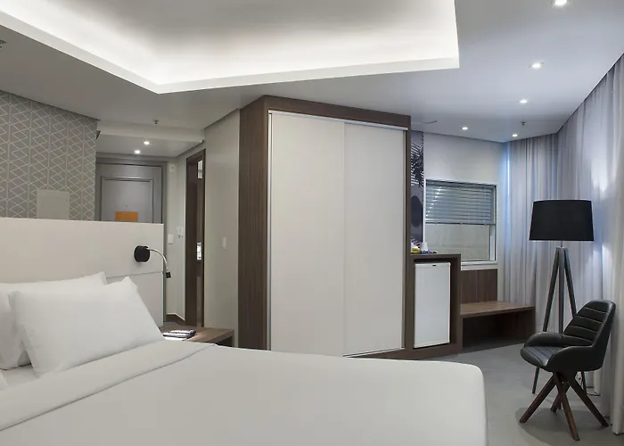 Master - Av Carlos Gomes, Próximo Ao Consulado Americano Hotel Porto Alegre